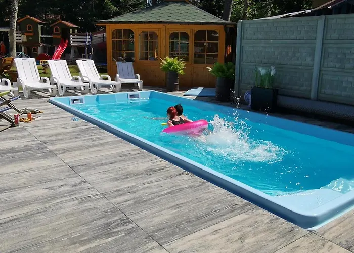 Pod Filarami Pobierowo